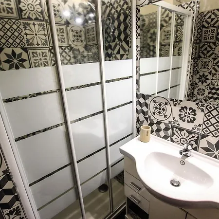 Sleepwell Studio Apartamento